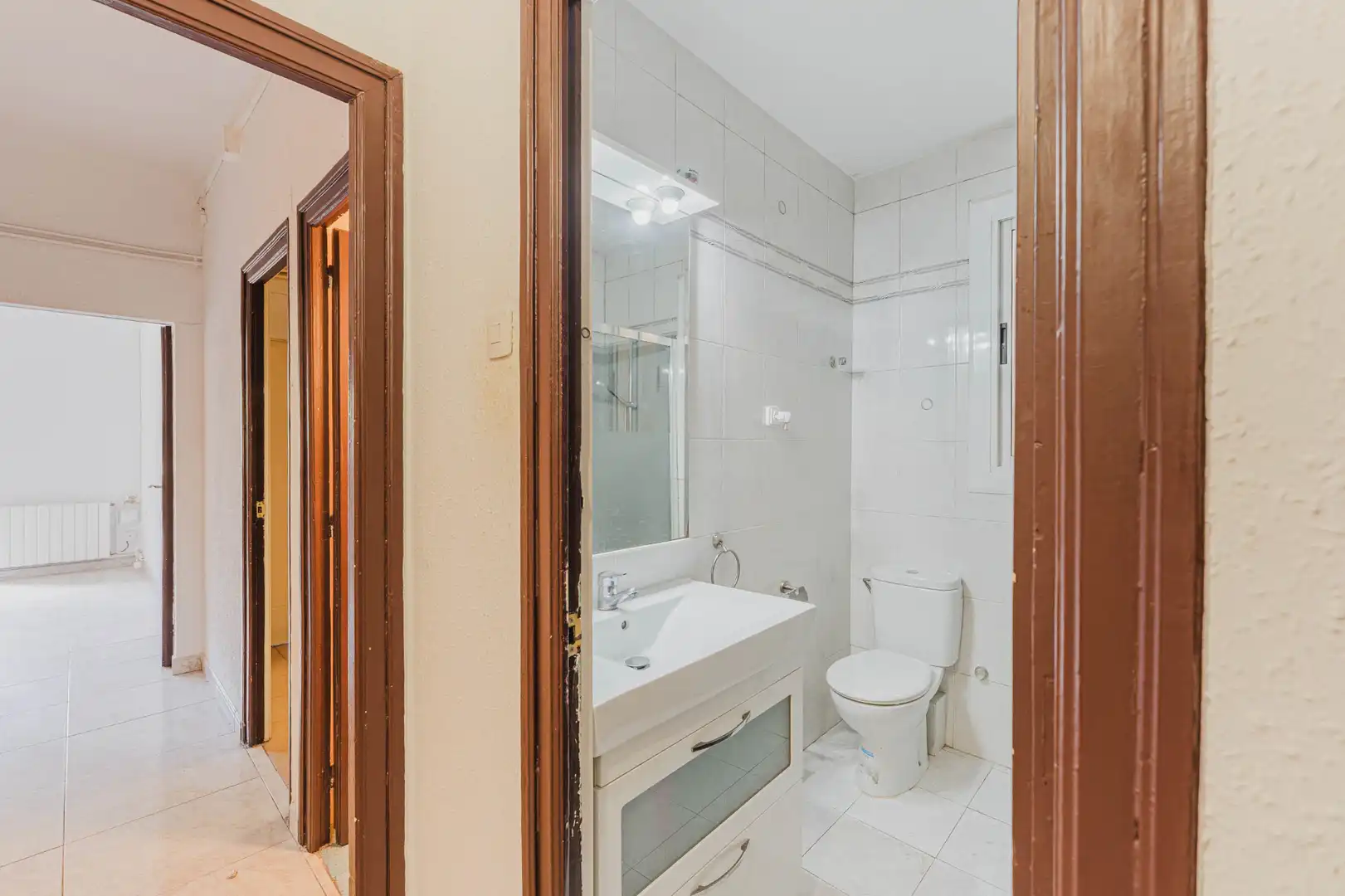 Baño de Piso en venta en Barcelona con Calefacción, Parquet y Horno