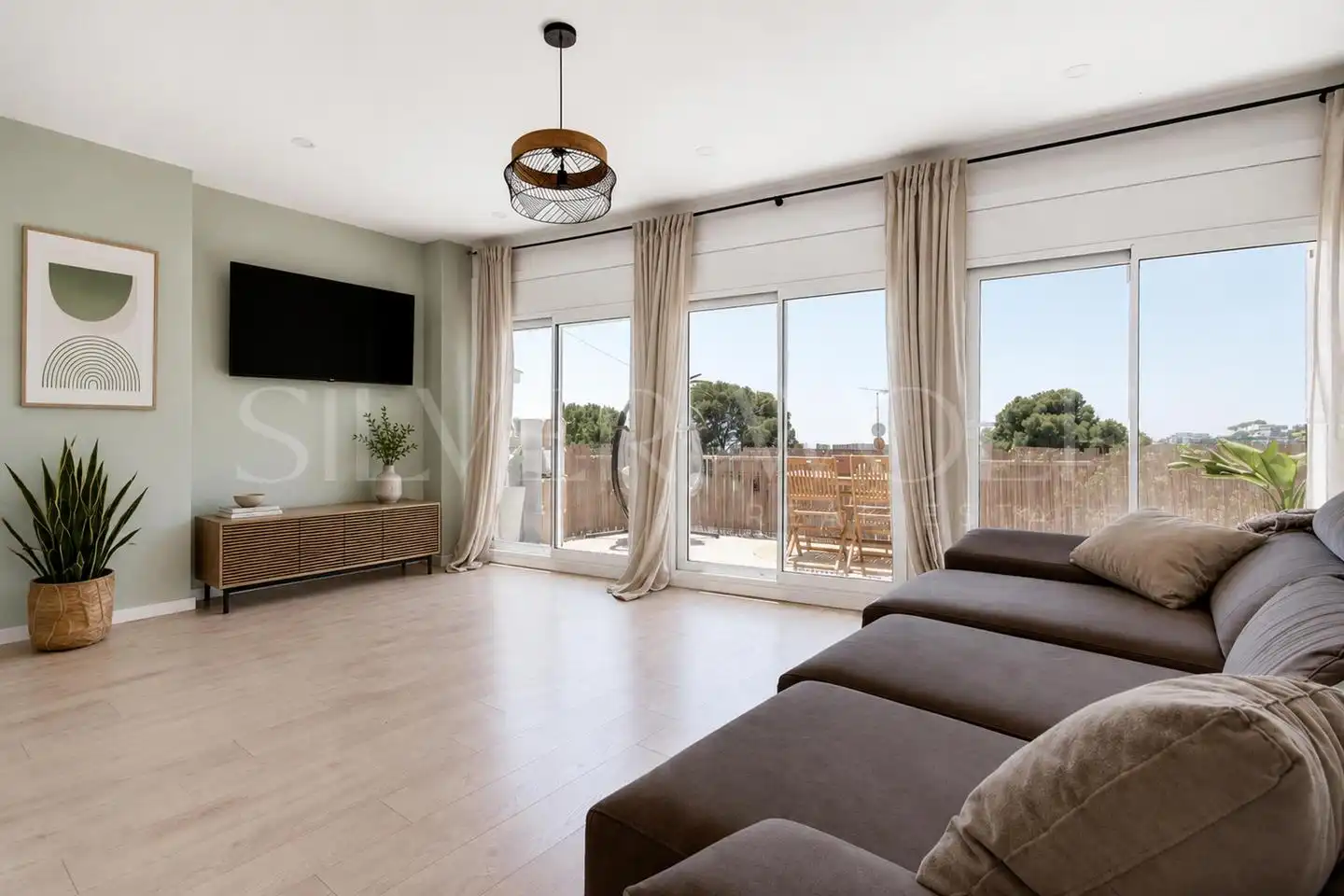 Sala de estar de Casa o chalet en venta en Castelldefels con Calefacción, Jardín privado y Terraza