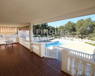 Terrassa de Casa o xalet en venda en El Catllar  amb Aire condicionat, Terrassa i Piscina