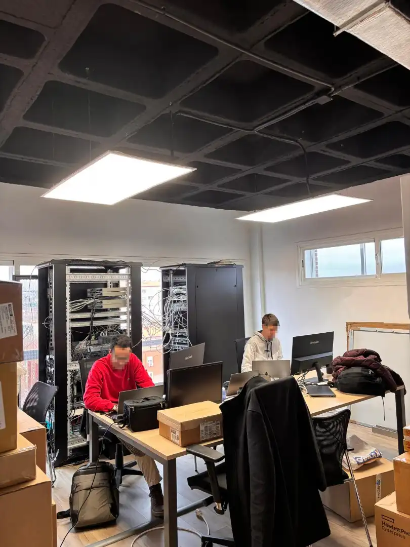 Büro zum Verkauf in Madrid mit Klimaanlage, Heizung und Alarm