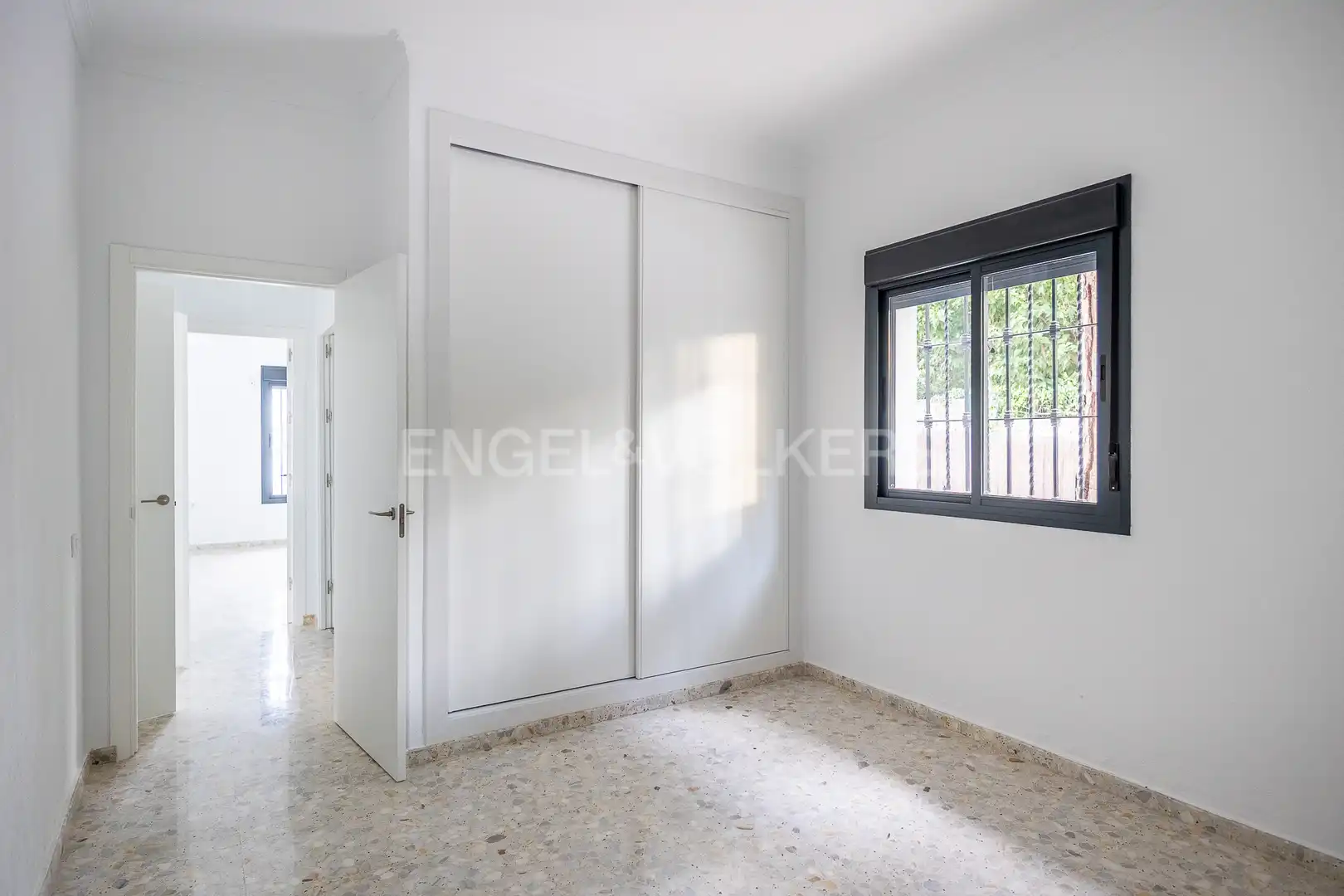 Dormitori de Casa o xalet en venda en Alcalá de Guadaira amb Calefacció, Jardí privat i Terrassa