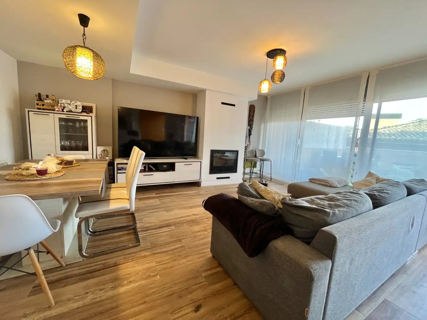 Sala d'estar de Casa adosada en venda en Sant Climent de Llobregat amb Aire condicionat, Calefacció i Parquet