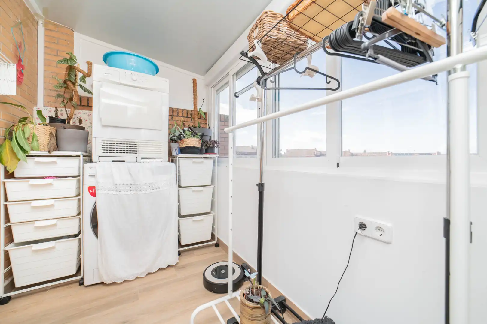 Balcony of Detached homes for sale in Móstoles  with Air Conditioner, Heating and Private garden