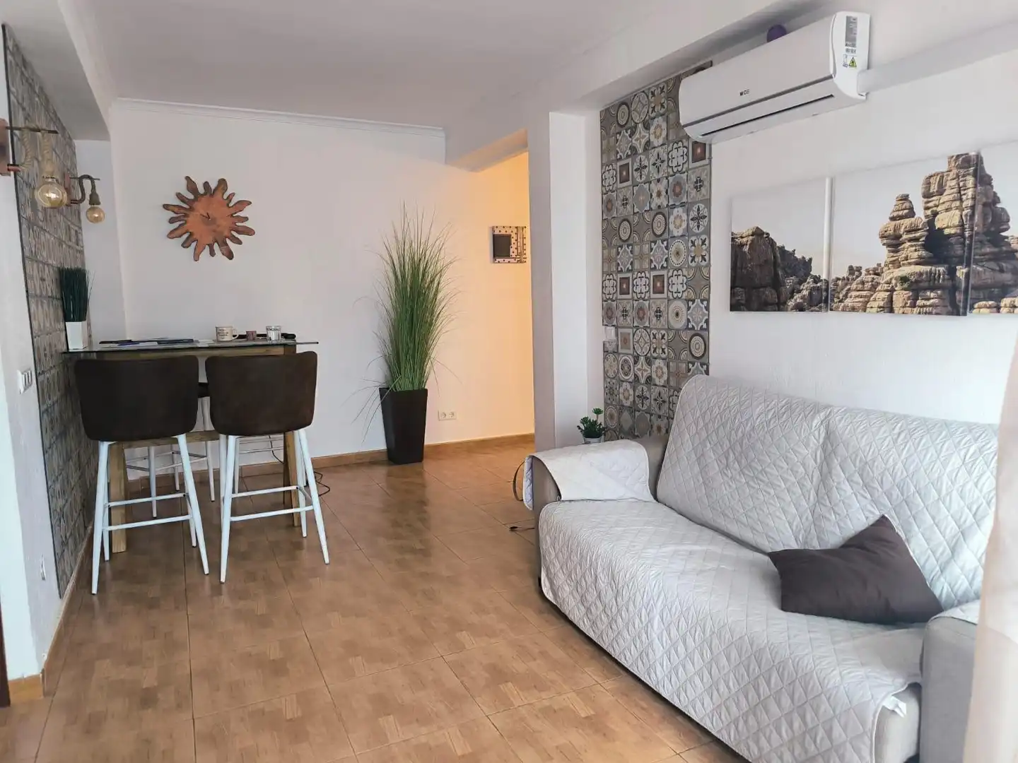 Sala de estar de Piso de alquiler en Fuengirola con Balcón