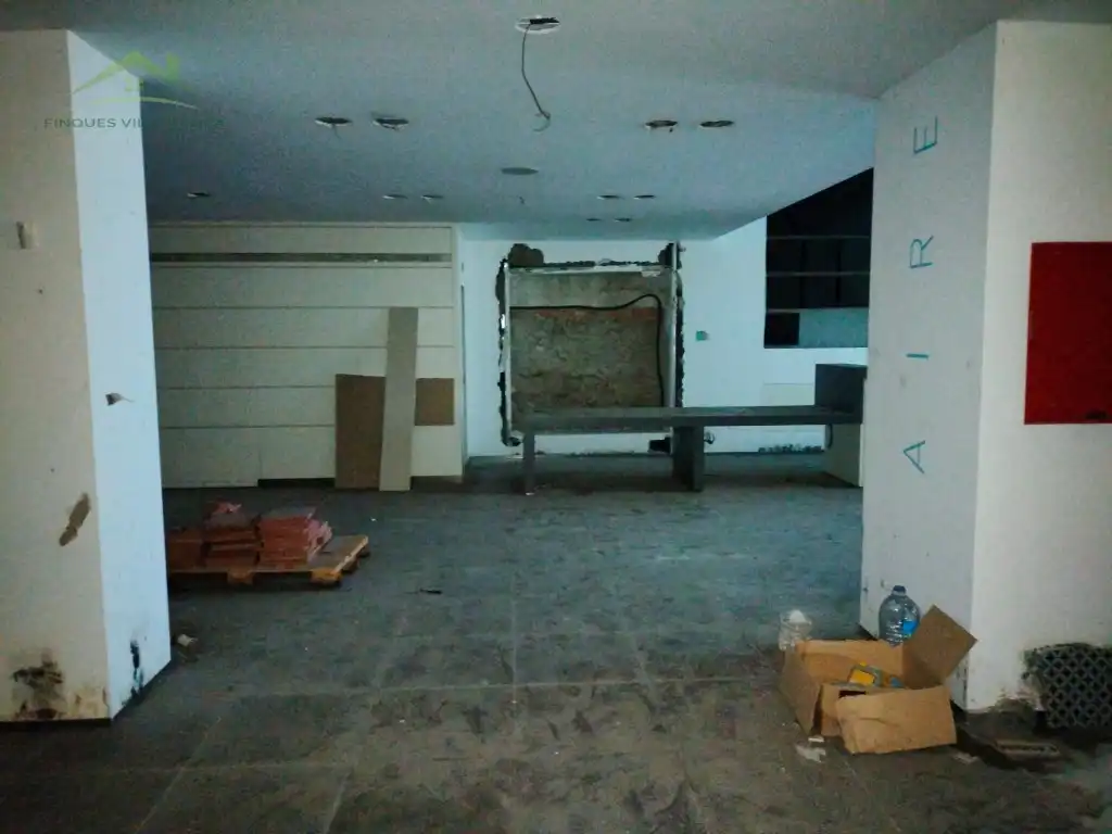 Gewerbefläche zum Verkauf in Calle Amalia Soler 127