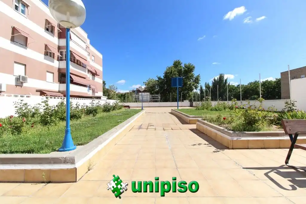 Vista exterior de Piso en venta en Leganés con Aire acondicionado, Calefacción y Terraza
