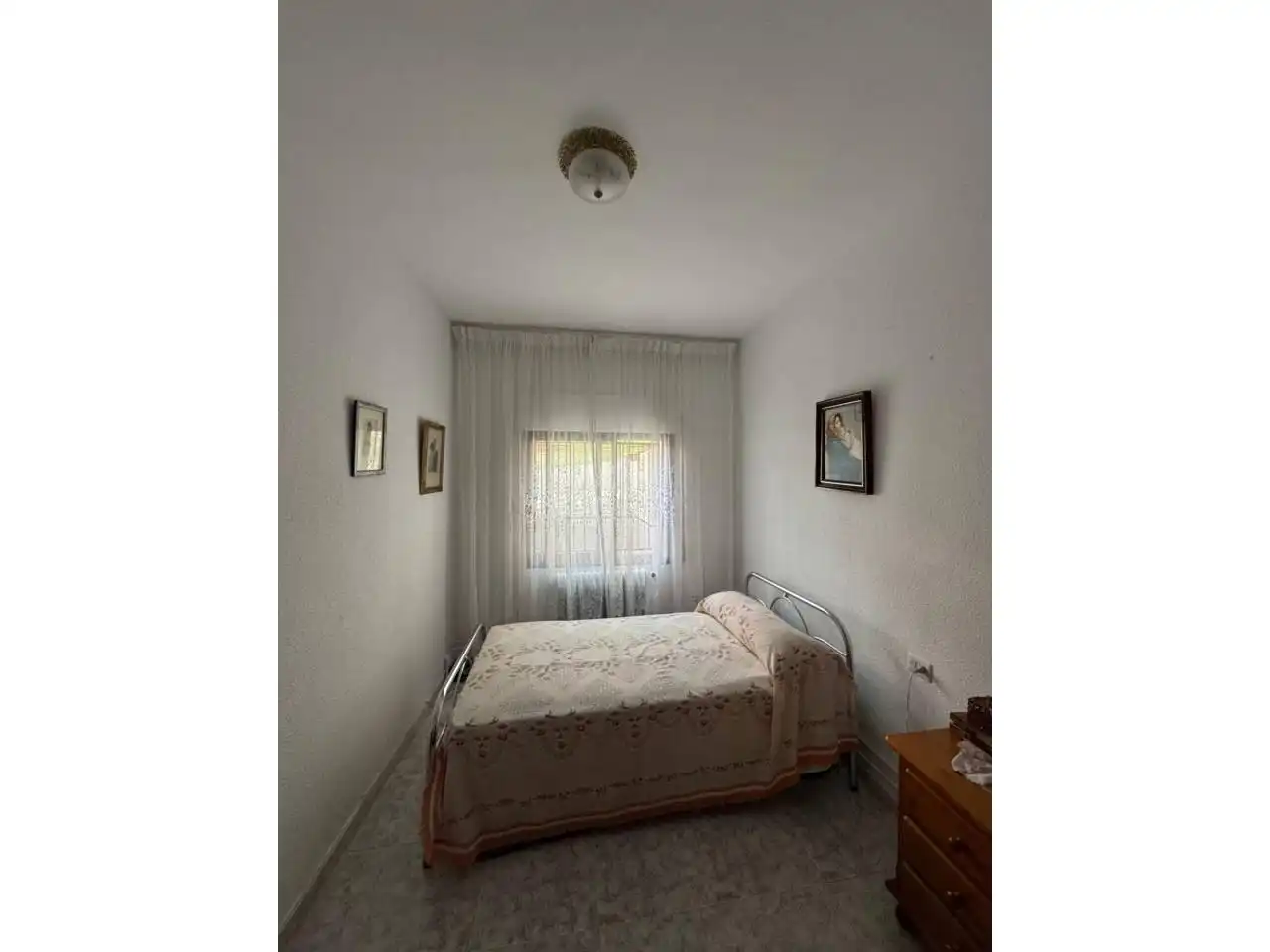 Habitación de Casa o chalet en venta en Baza con Calefacción y Amueblado
