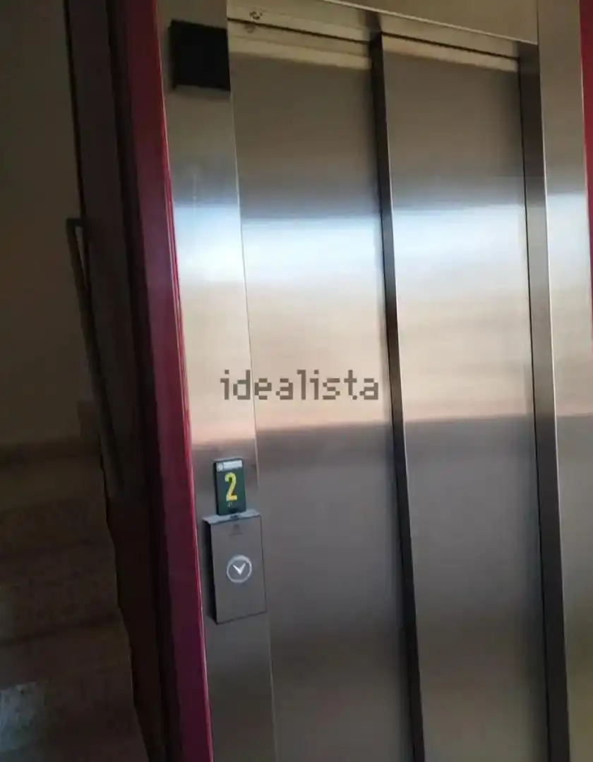 Vista exterior de Pis en venda en San Esteban de Gormaz amb Parquet, Traster i Forn