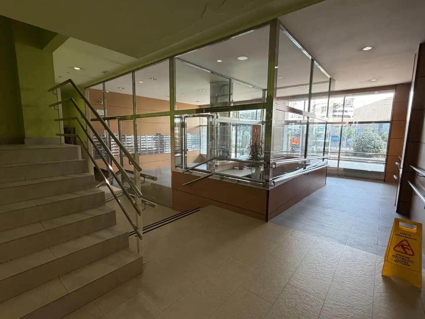 Apartament en venda en Santurtzi  amb Calefacció, Terrassa i Moblat