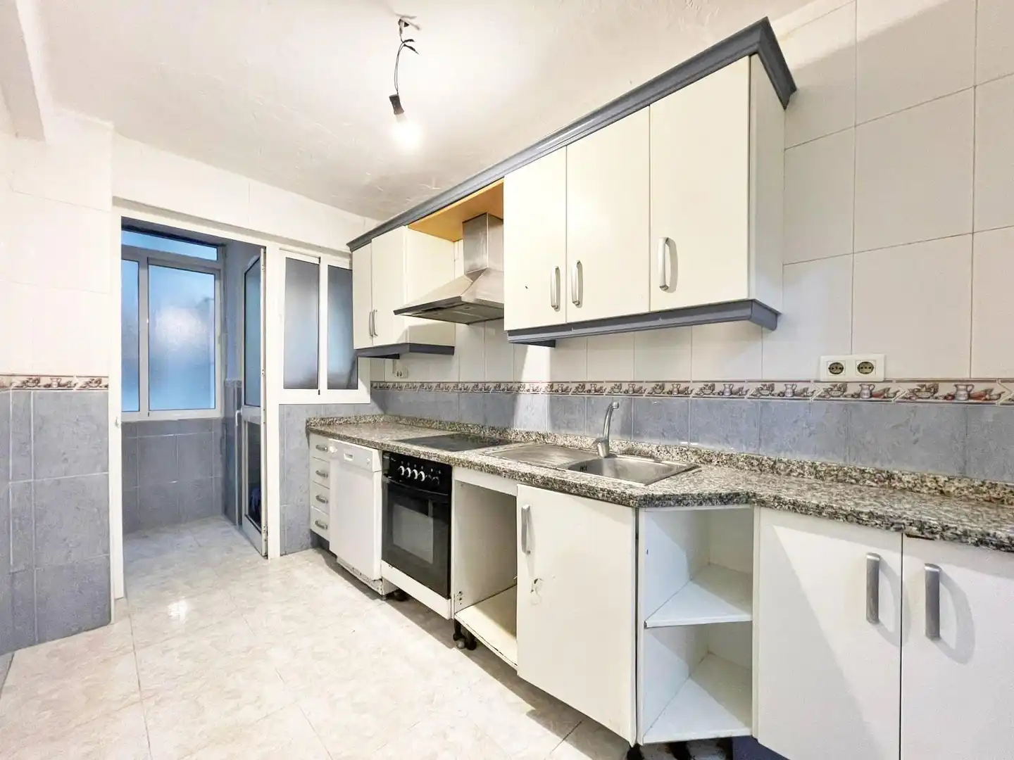 Kitchen of Flat for sale in Málaga