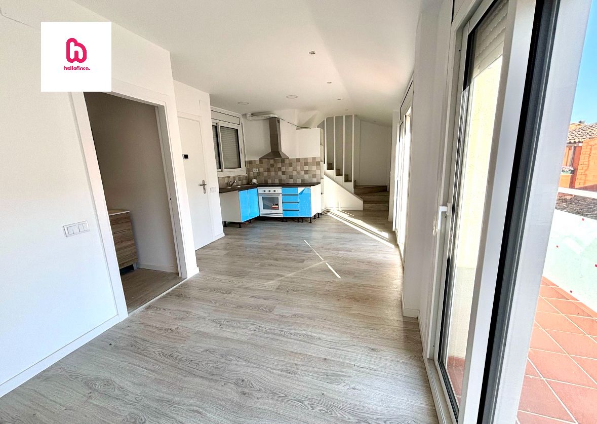 Kitchen of Duplex for sale in La Palma de Cervelló  with Air Conditioner, Heating and Parquet flooring