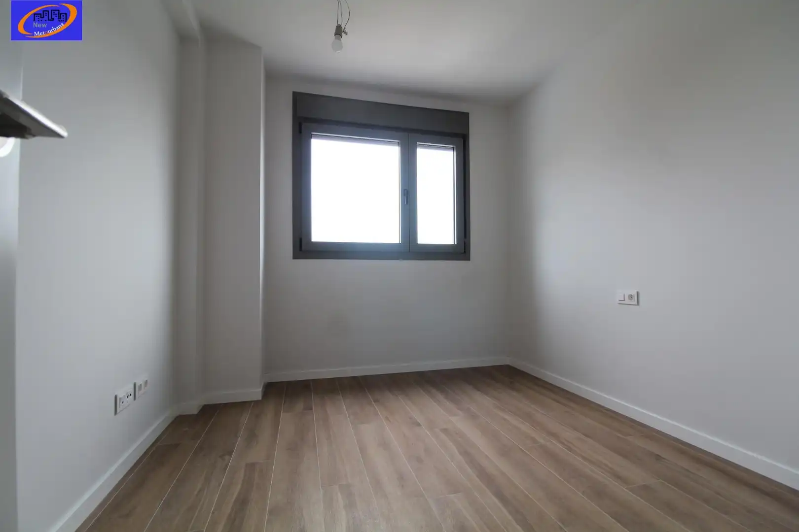 Schlafzimmer von Wohnung zur Miete in Quart de Poblet mit Parkett, Terrasse und Abstellraum