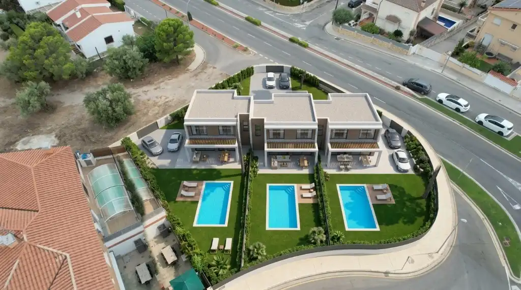 House for sale in Miami Platja, imagen 2