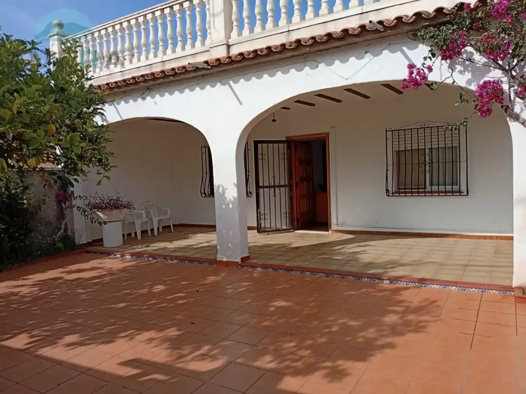 Villa in vendita a Urbanizacion Bassetes, imagen 2