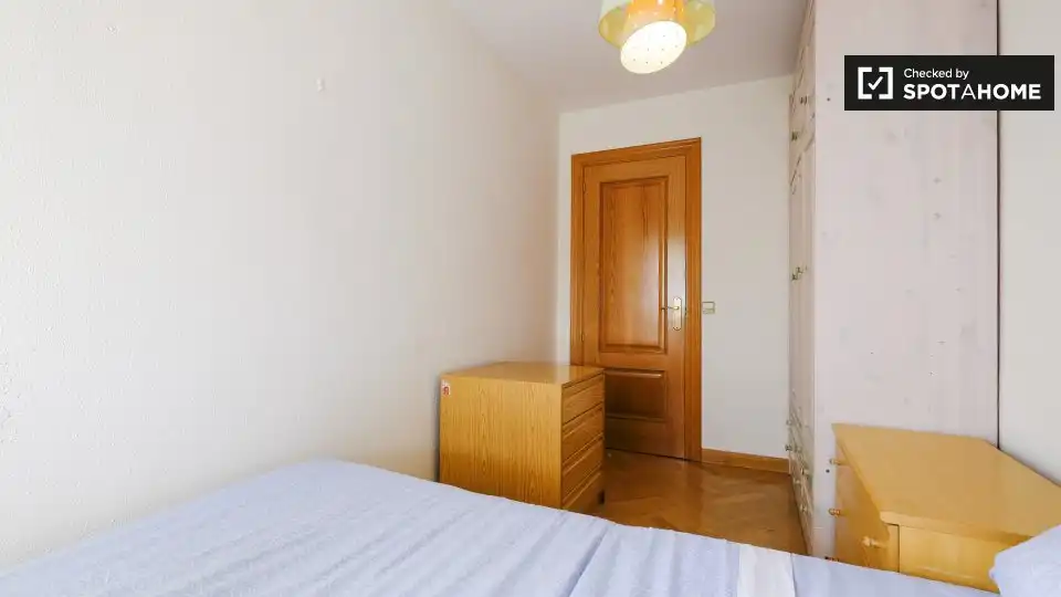 Habitación en Los Rosales