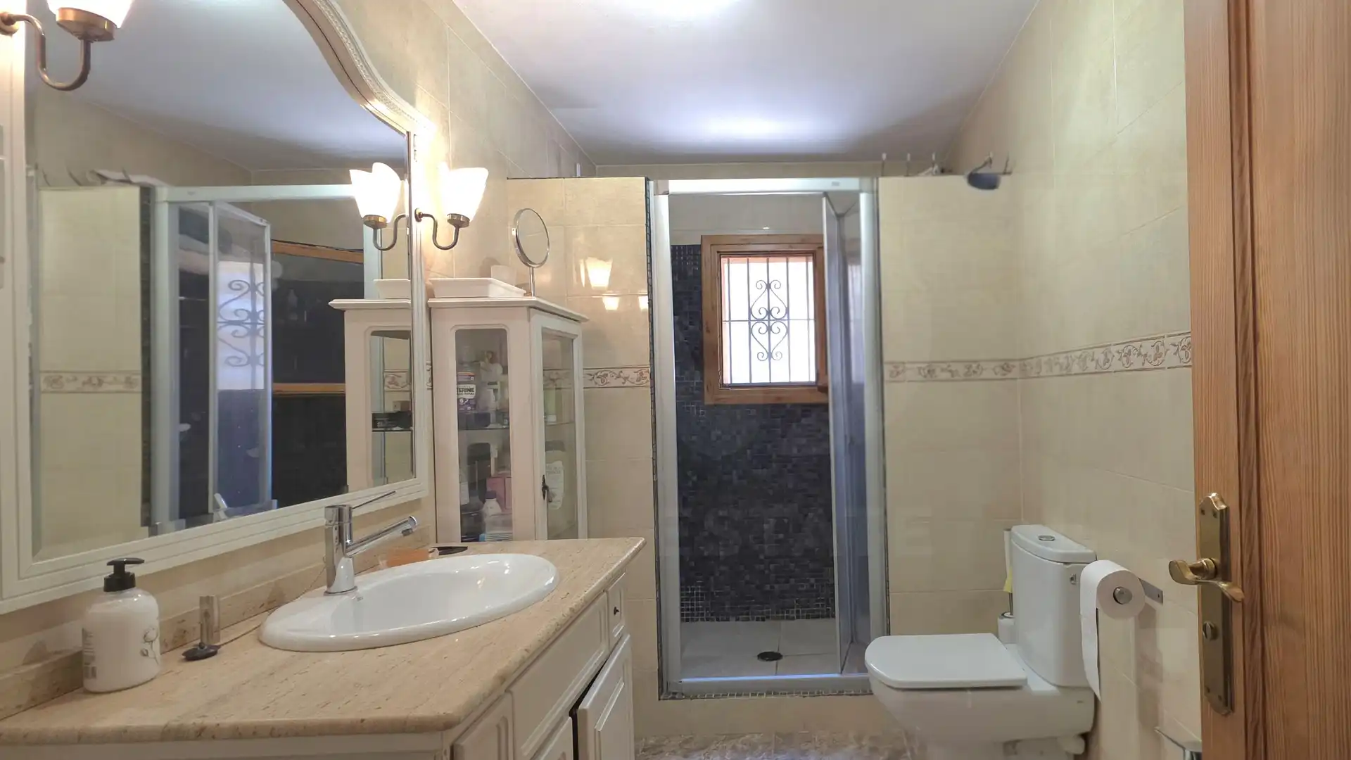 Bany de Casa o xalet en venda en Santa Eugènia amb Aire condicionat, Calefacció i Terrassa
