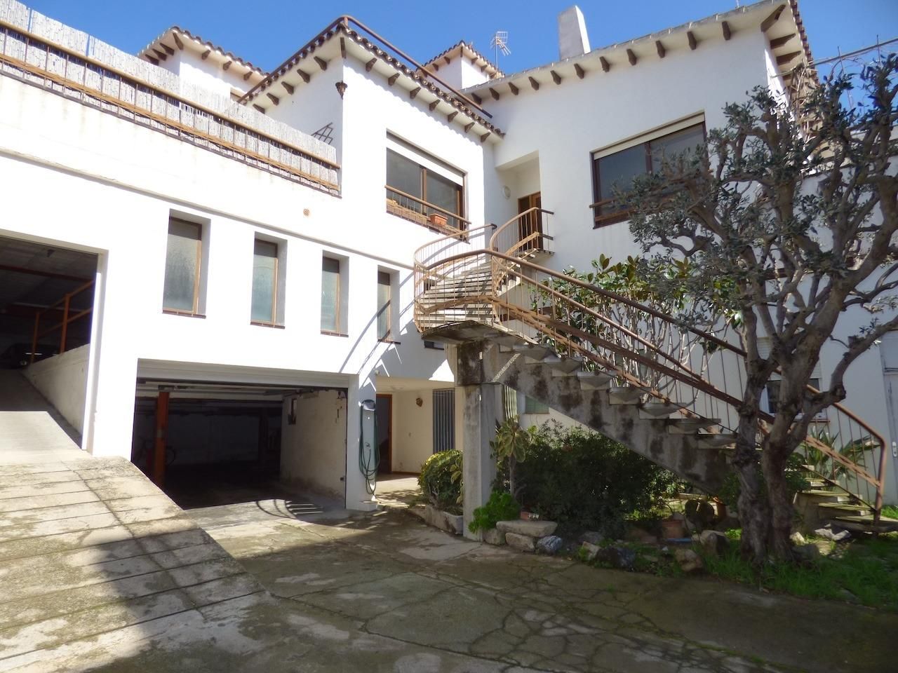 Exterior view of House or chalet for sale in Malgrat de Mar  with Heating, Private garden and Terrace