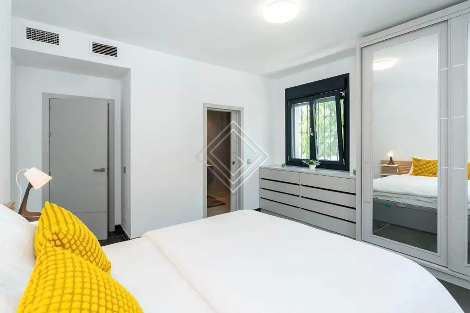 Villa mit Pool zum Verkauf in Nueva Andalucía, imagen 34