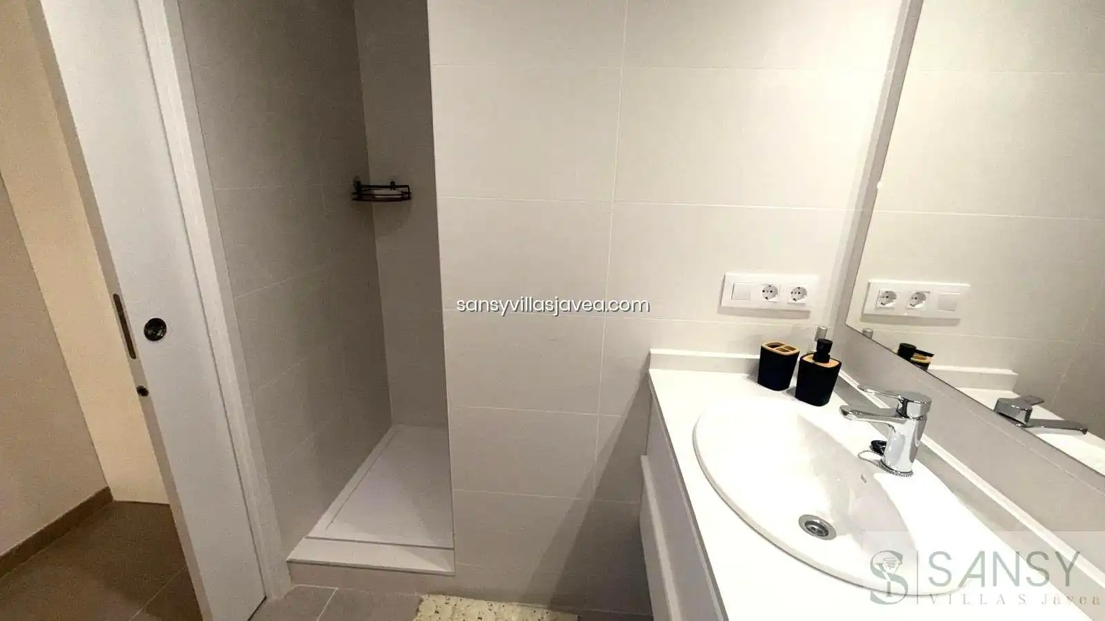 Apartamento de alquiler en Montañar - El Arenal