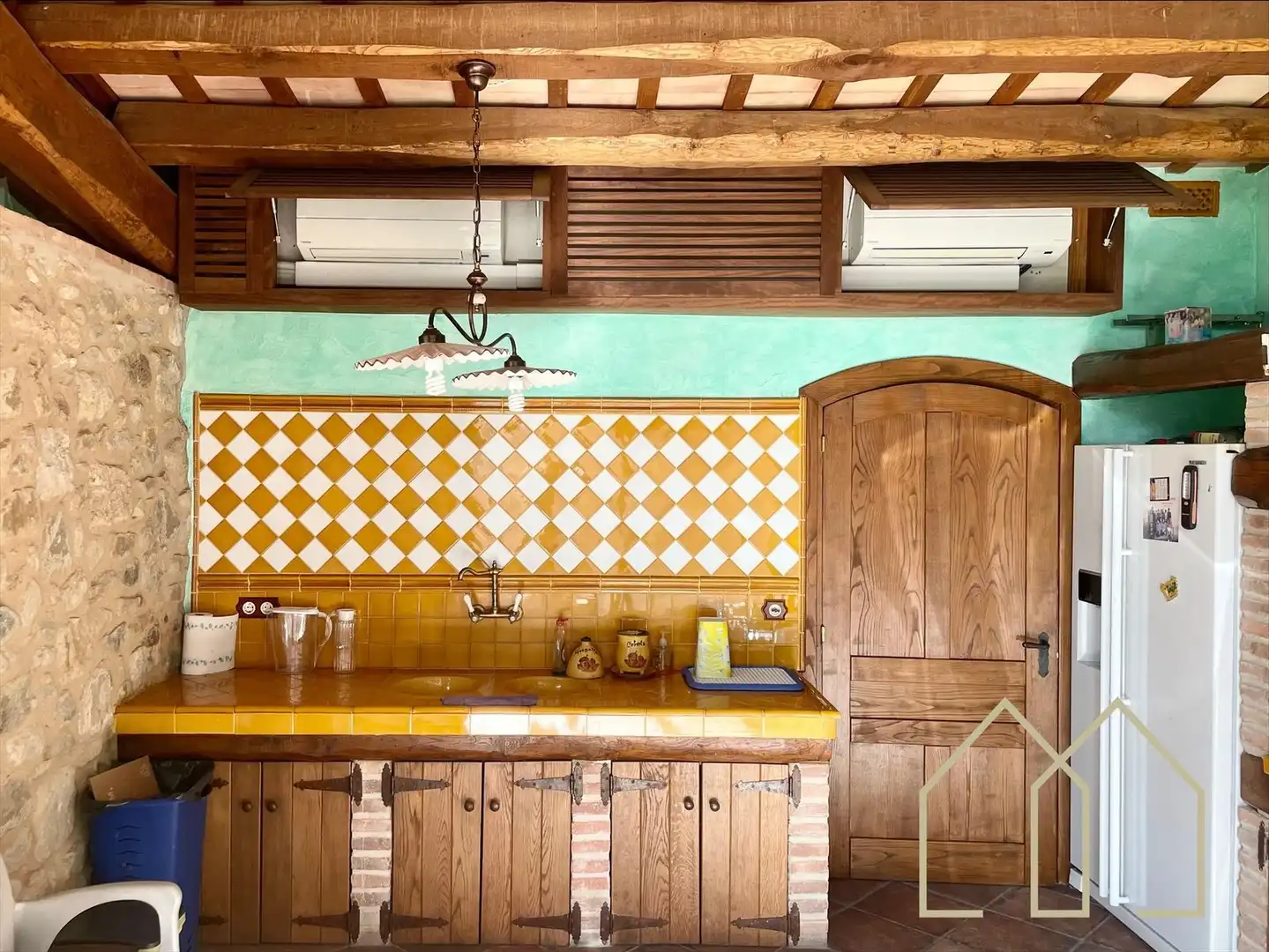 Cocina de Casa o chalet en venta en Sant Joan de Mollet con Aire acondicionado, Calefacción y Jardín privado