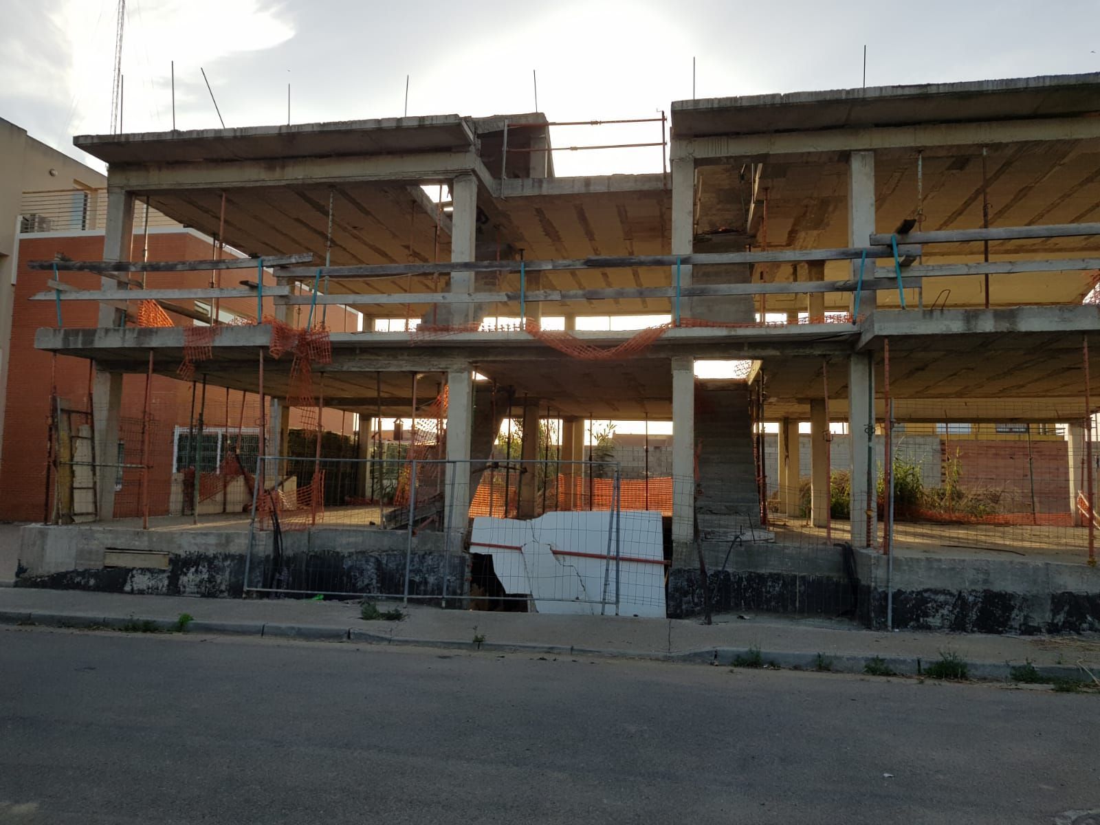 Exterior view of House or chalet for sale in Pastriz  with Private garden