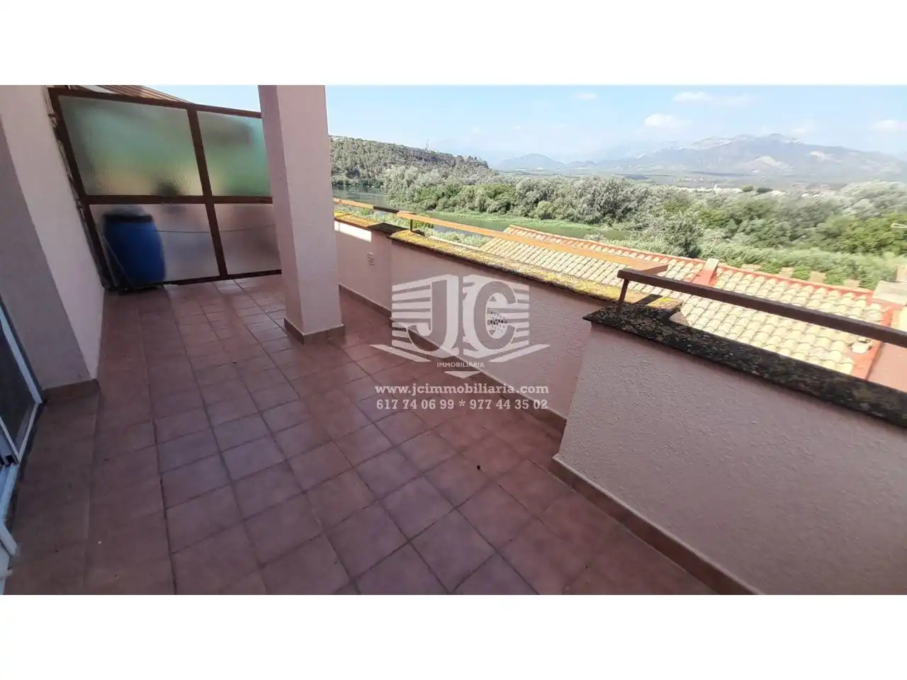 Terrasse von Wohnung zum Verkauf in Tivenys mit Klimaanlage, Heizung und Terrasse