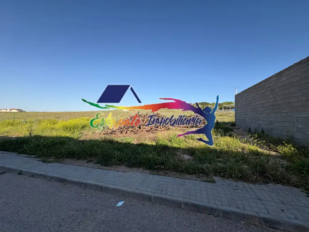 Terreno residencial en venta en Calle Hoz del Mundo 14, imagen 2