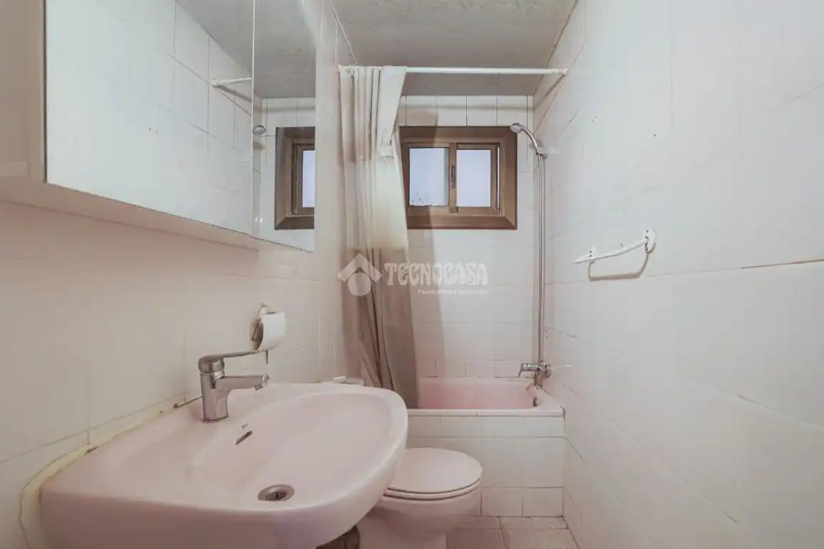 Baño de Piso en venta en L'Hospitalet de Llobregat