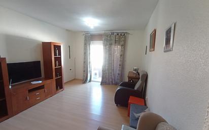 Living room of Flat for sale in Alcaudete  with Furnished