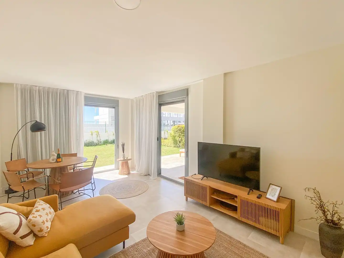 Piso con ascensor en venta en Avenida Parque Selwo 18, imagen 2