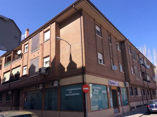 Piso en Venta en C/ Padre Benito Menni en Casco Antiguo Norte