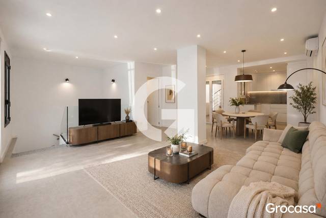 Casa-chalet en Venta en CL FREDERIC MISTRAL DE en Centre