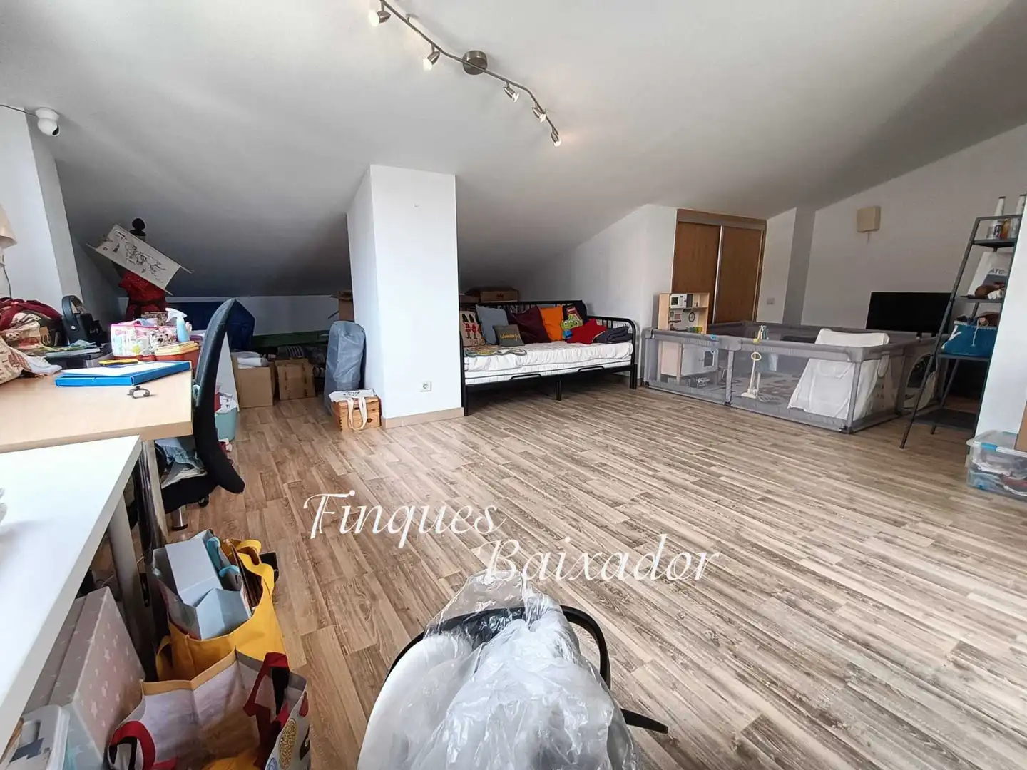 Duplexes for sale in Avinguda de la Constitució, Els Canyars