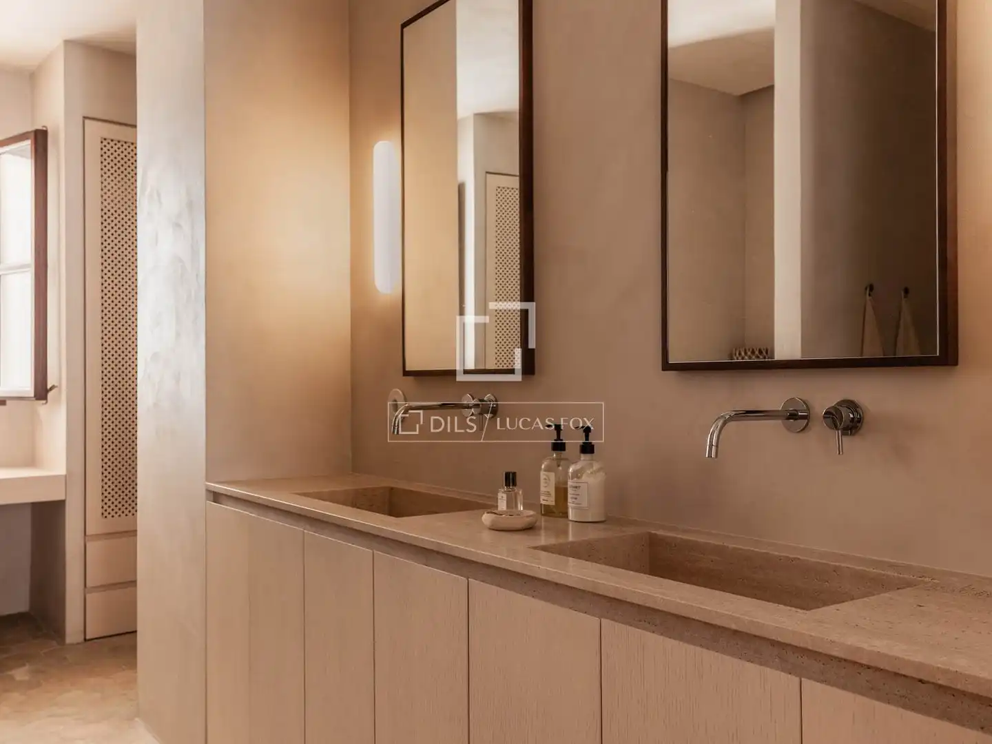Baño de Piso en venta en  Palma de Mallorca con Aire acondicionado, Calefacción y Terraza