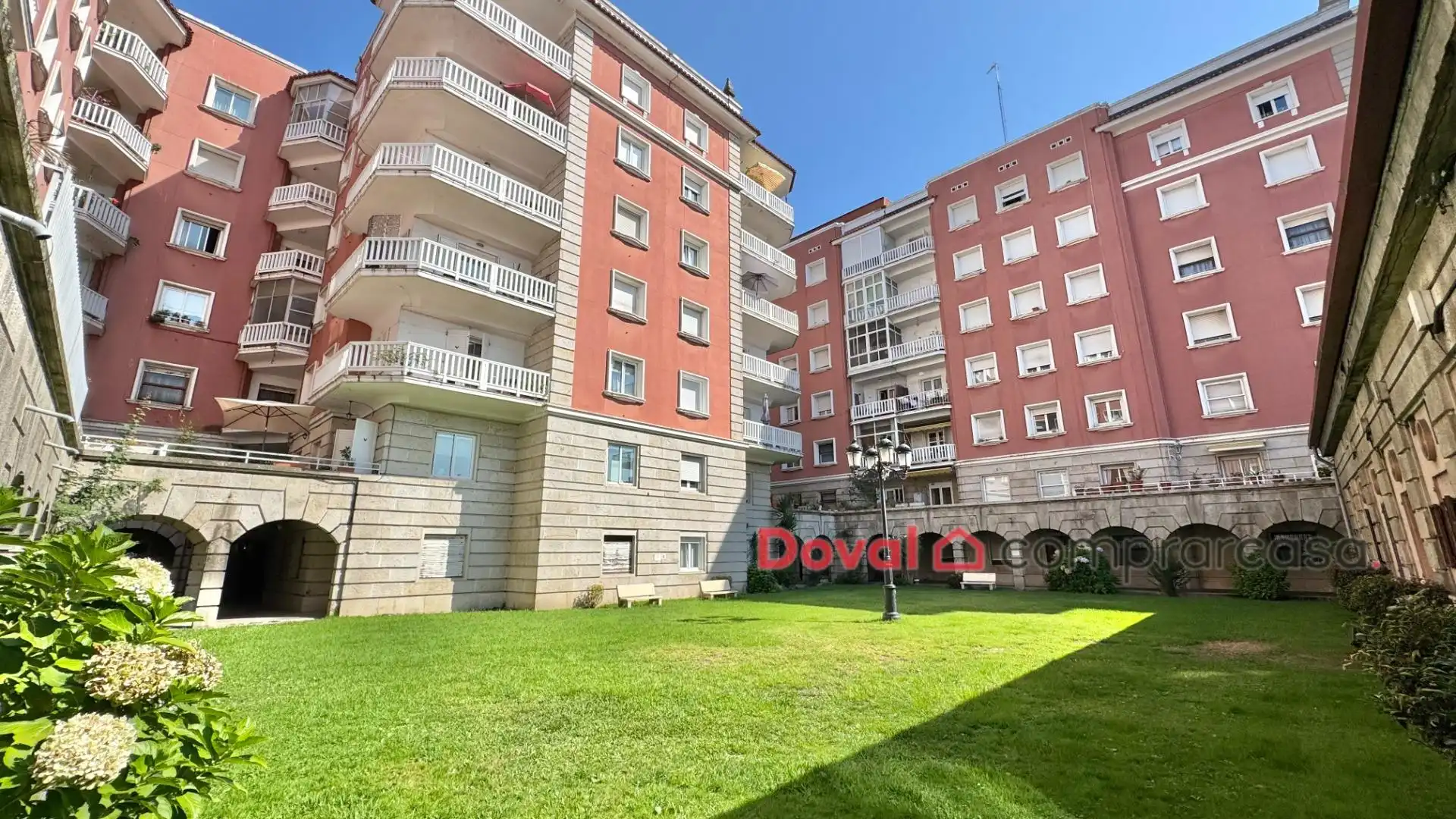 Exterior view of Flat for sale in Vigo   with Heating, Private garden and Terrace