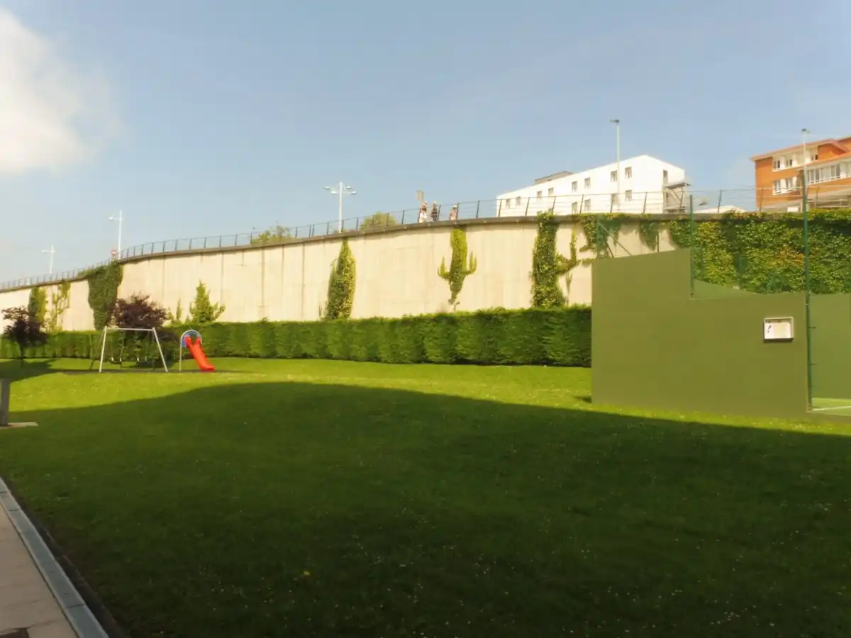 Wohnung zur Miete in Calle Alfonsina Storni, La Pereda