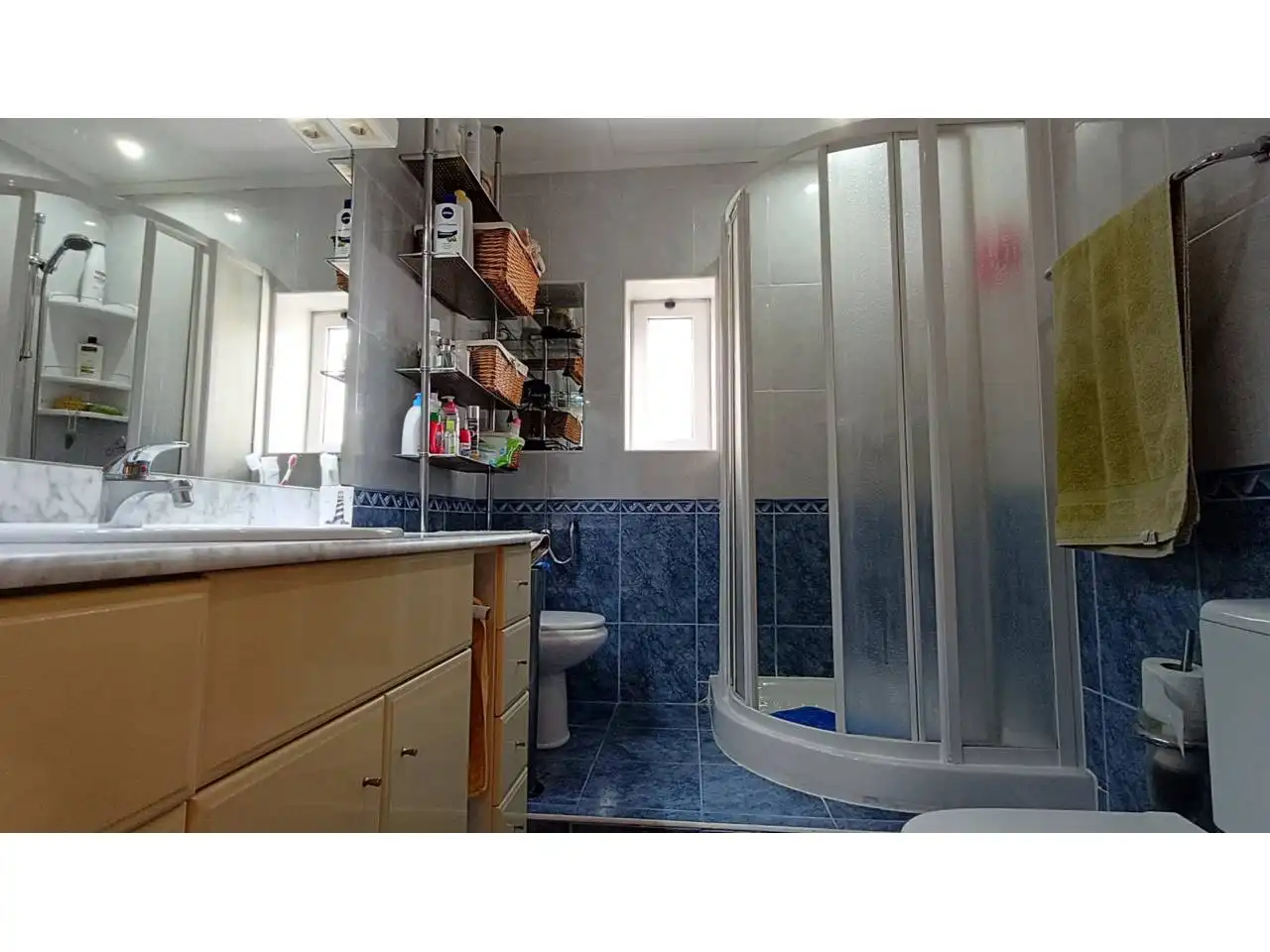Bany de Casa o xalet en venda en Lliçà d'Amunt amb Aire condicionat, Calefacció i Jardí privat