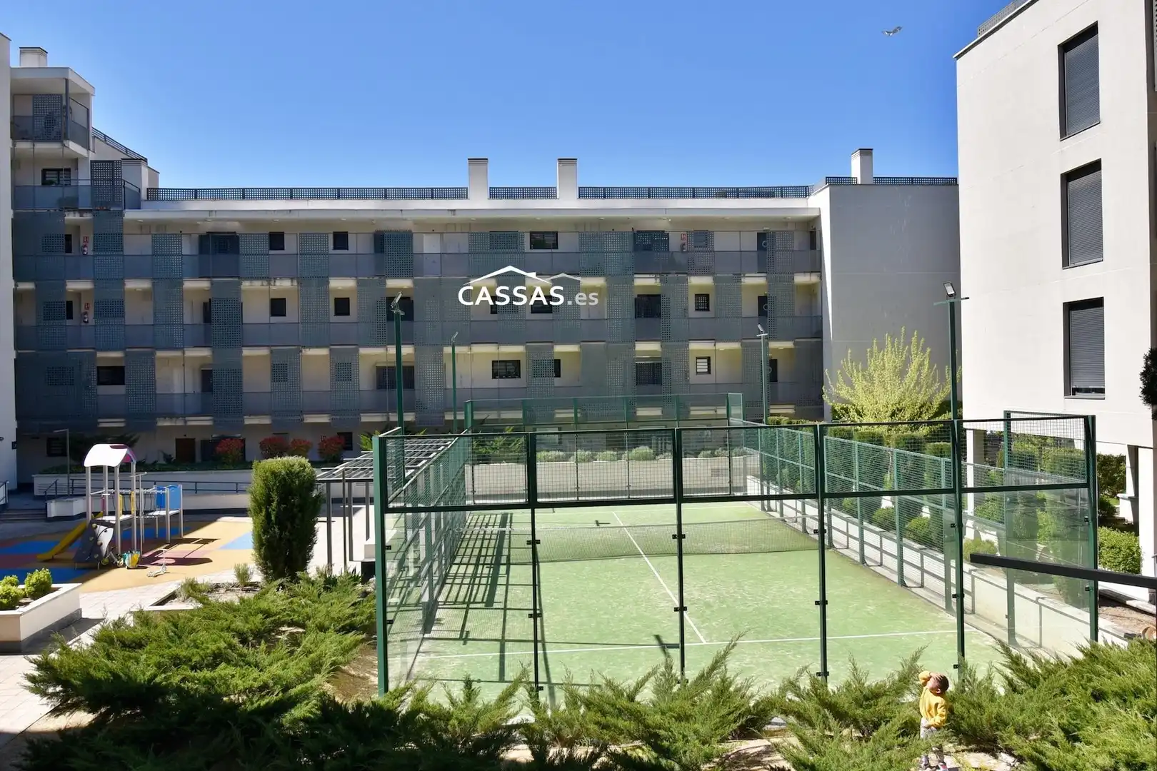 Vista exterior de Àtic en venda en Torrejón de Ardoz amb Calefacció, Terrassa i Traster