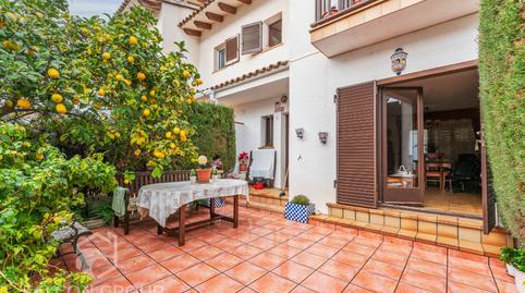 Foto 2 de Casa adosada en venda a Carrer Pescador, Calafell Residencial, Calafell