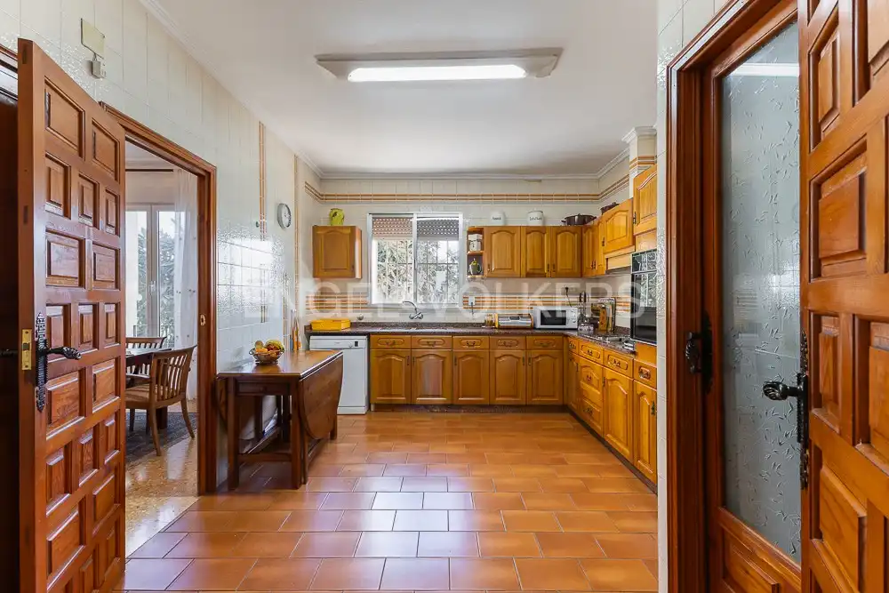 Cocina de Casa o chalet en venta en Paterna con Aire acondicionado, Calefacción y Jardín privado