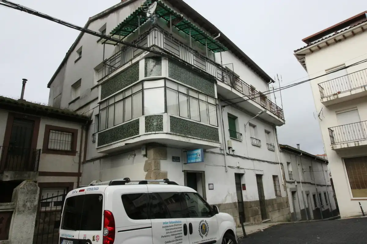 Vista exterior de Pis en venda en Arenas de San Pedro amb Terrassa, Traster i Balcó