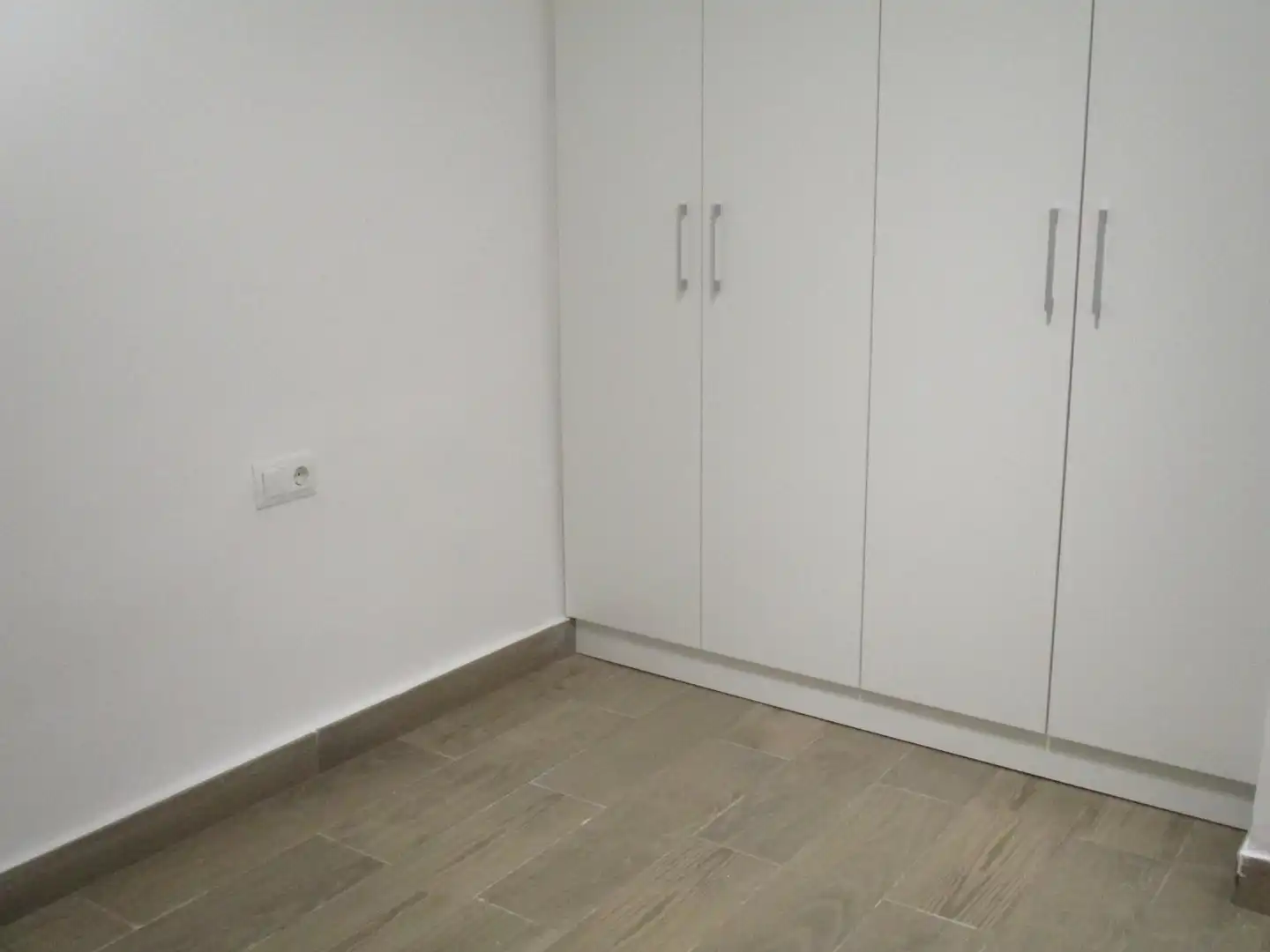 Bedroom of Flat for sale in Mollet del Vallès  with Air Conditioner, Terrace and Furnished