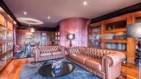 Living room of House or chalet for sale in Sant Cugat del Vallès  with Air Conditioner, Heating and Private garden