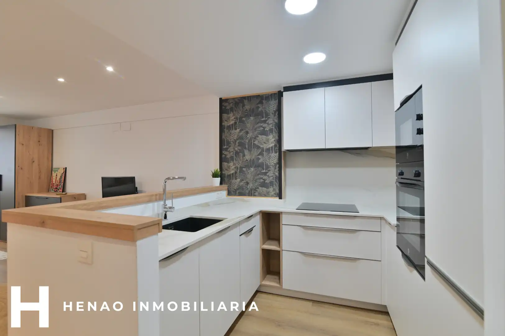 Cocina de Apartamento en venta en Bilbao  con Calefacción, Parquet y Amueblado