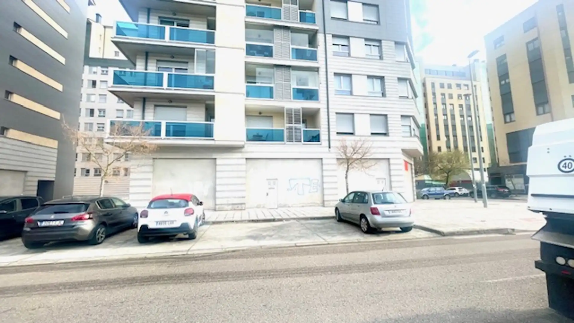 Vista exterior de Local en venda en Ponferrada