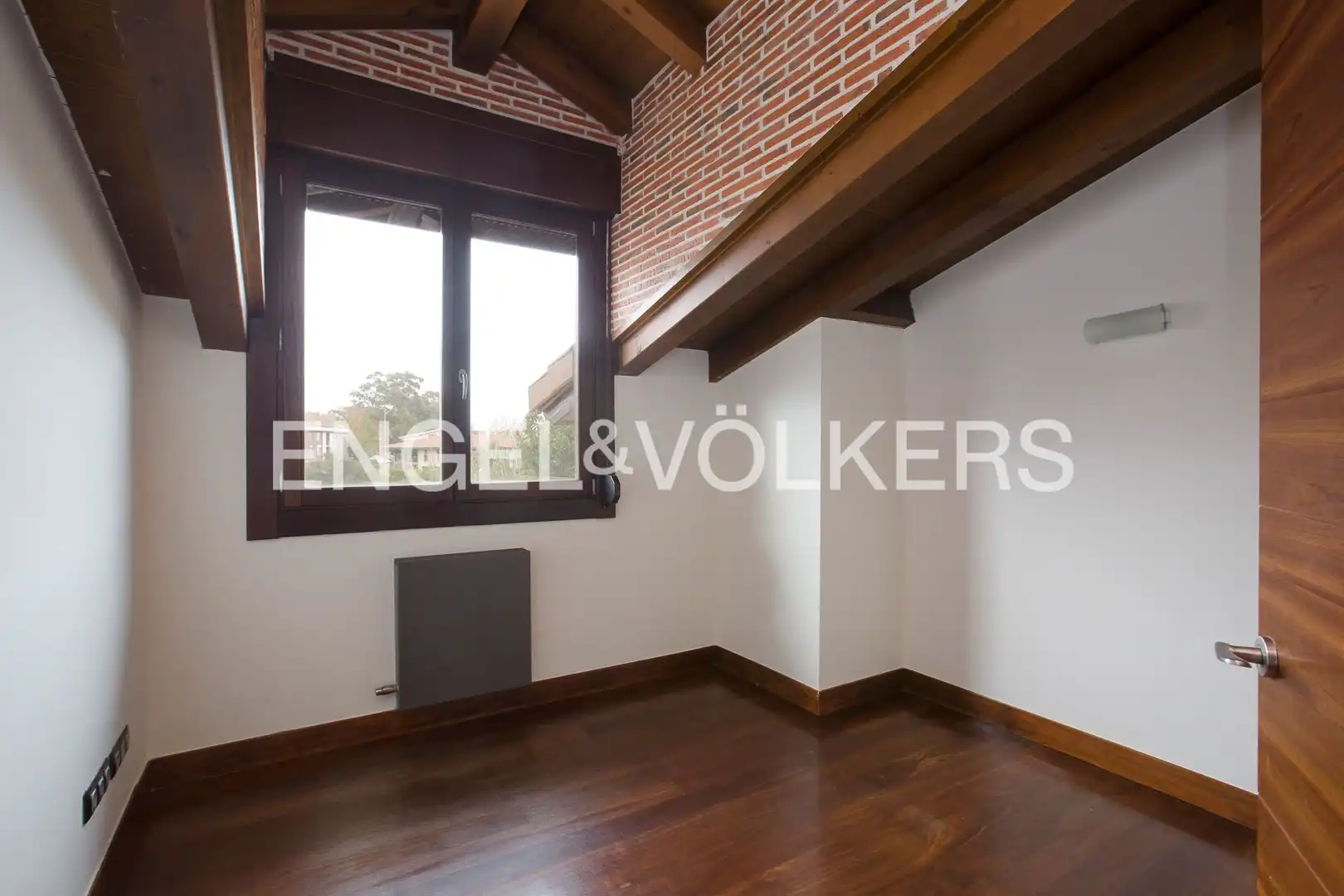 Detached homes for sale in Eguzkitza Bidea, Berango