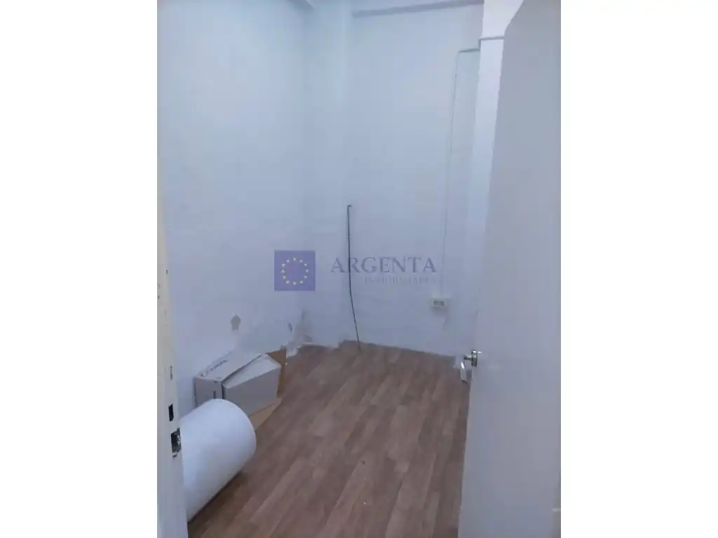 Business premises for sale in Calle Juan XXIII