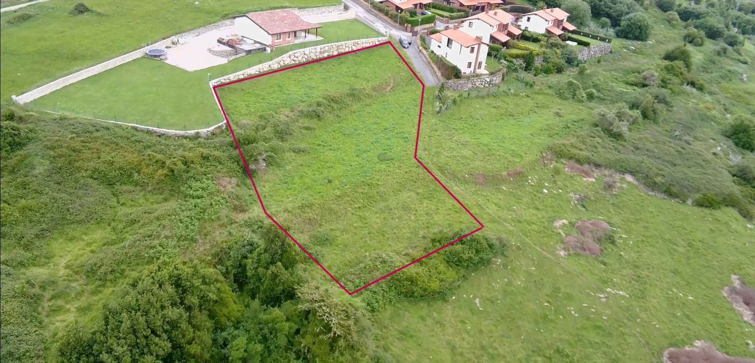Residencial en venda en Ruiloba
