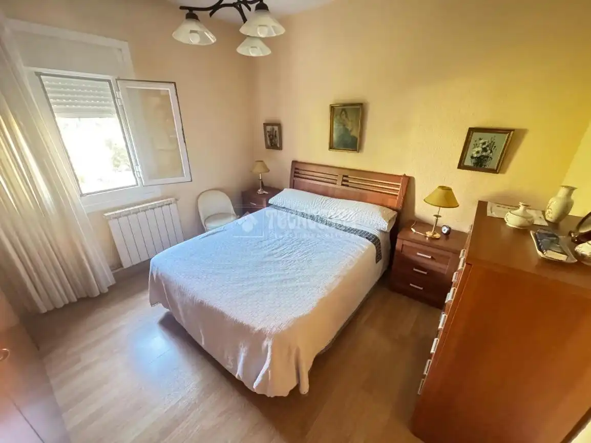 Dormitori de Pis en venda en Alcorcón amb Aire condicionat i Balcó