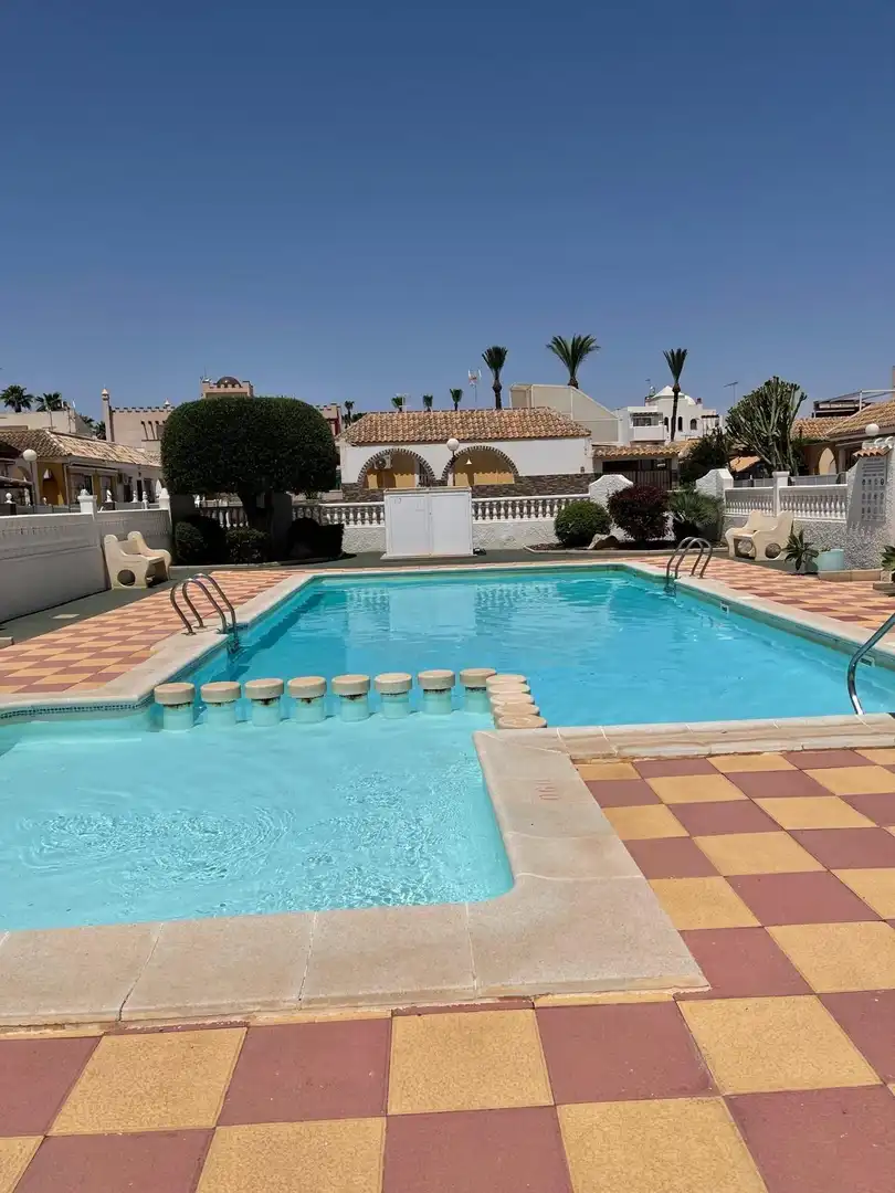 Piscina de Casa o xalet en venda en Los Narejos - Punta Calera